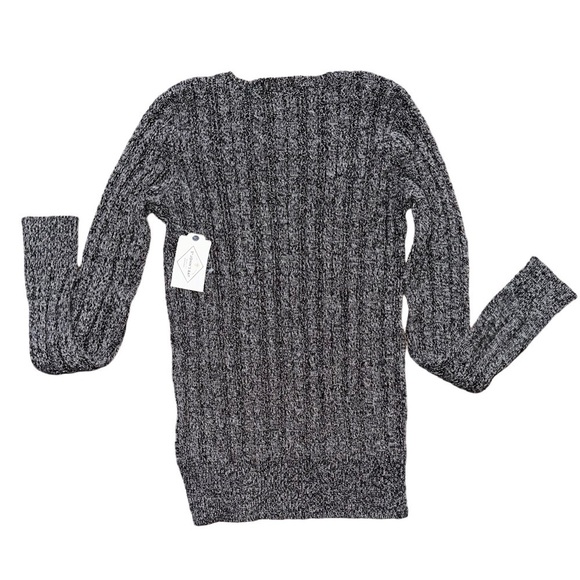 ST. JOHN’S BAY SWEATER - Picture 3 of 5